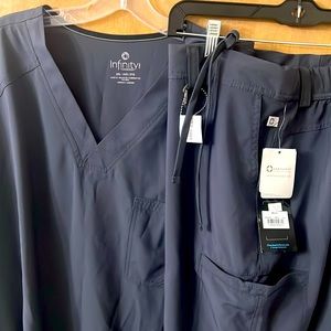 Infinity 2XL scrub